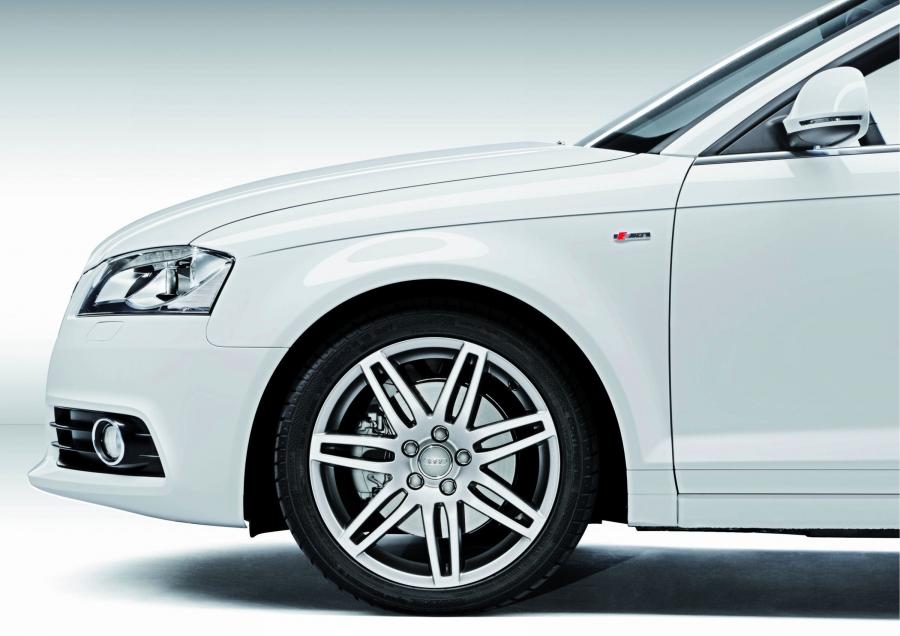 Детали экстерьера Audi A3 2.0T S-Line Cabriolet (8PA) 2008 года  (фото 18 из 49)